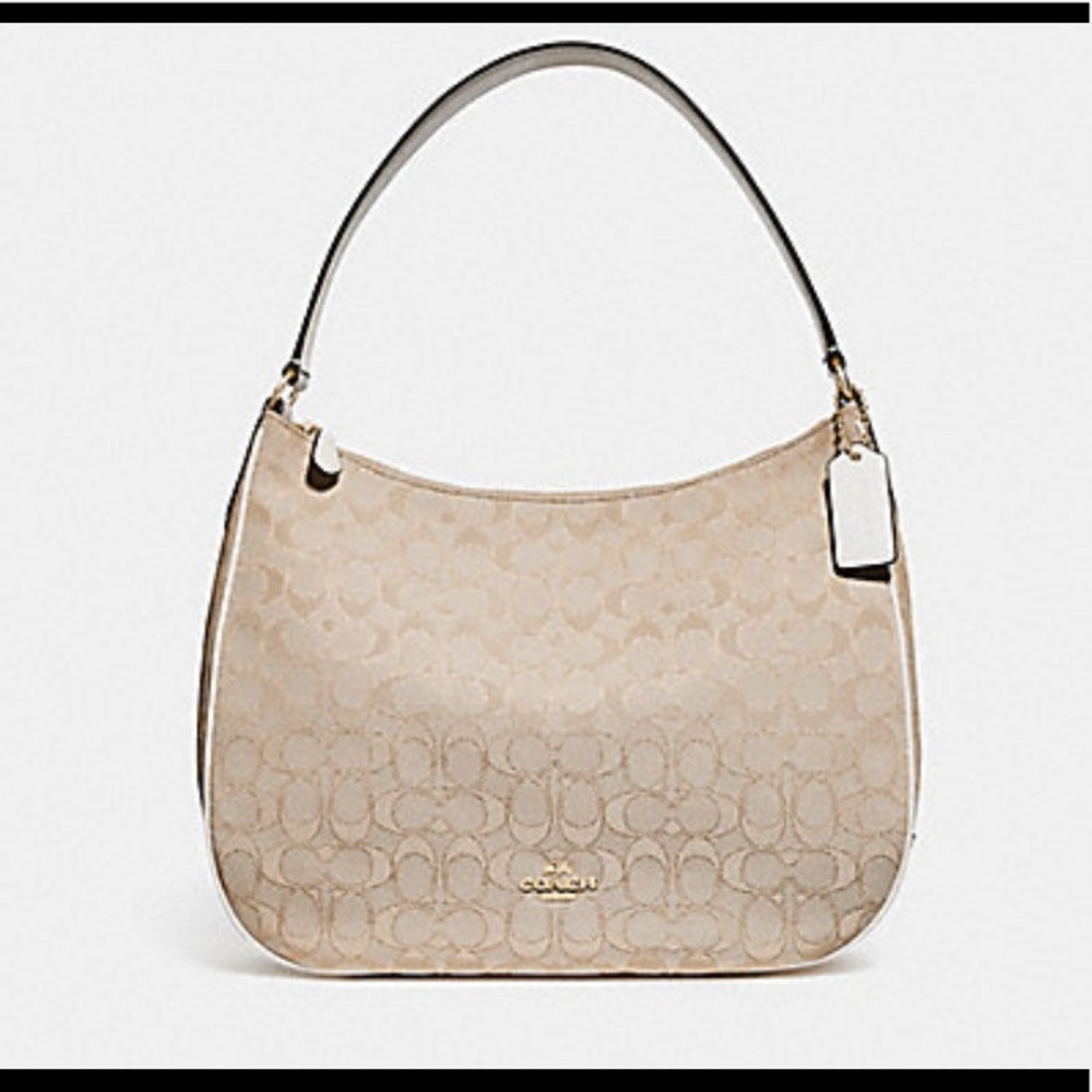 Coach Shoulder Bag in Signature Jaquard